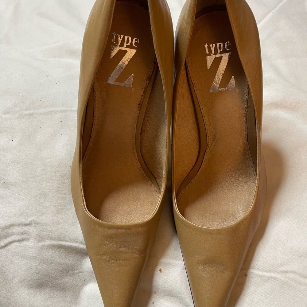 Type Z Women's Leather Beige Heels